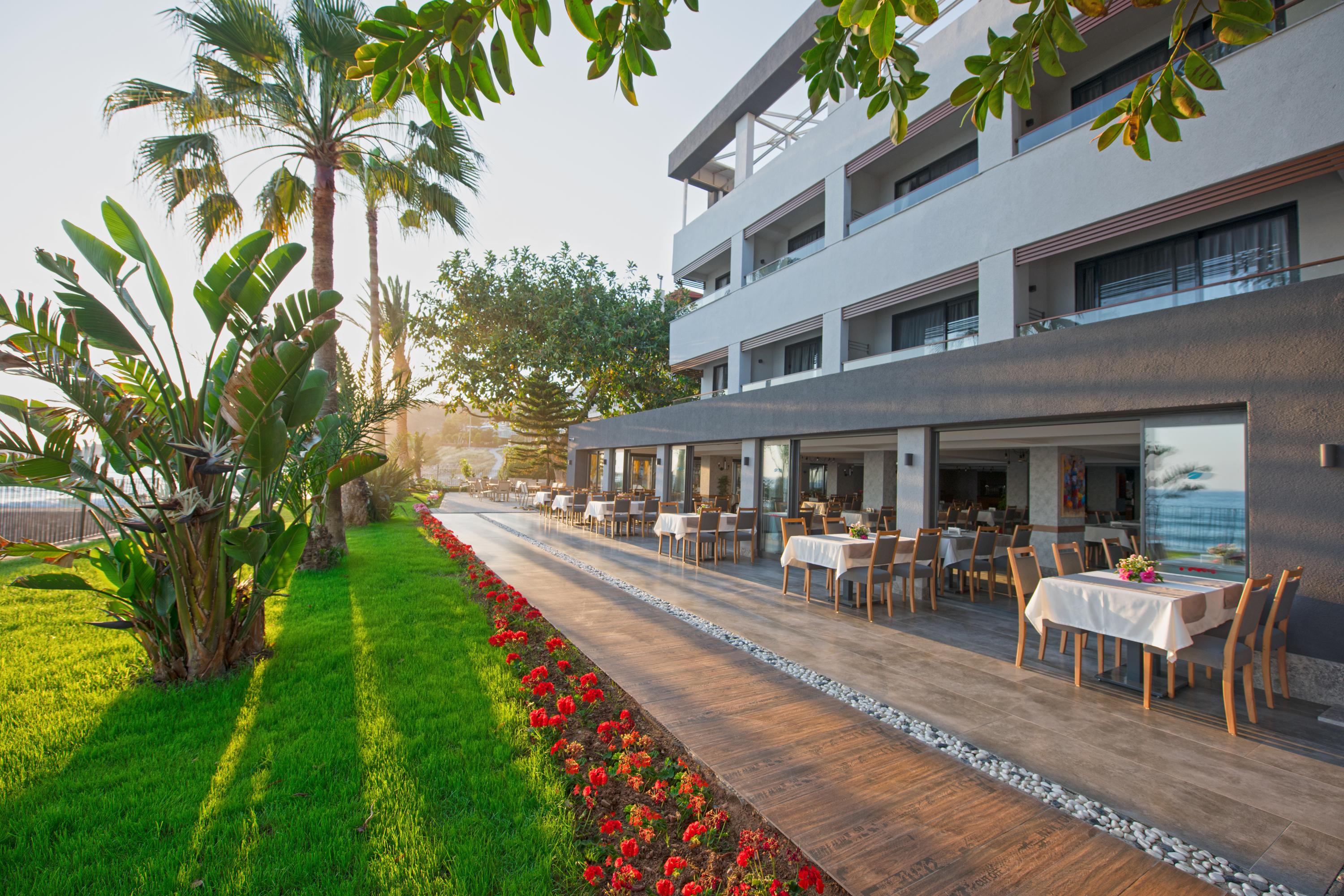Floria Beach Hotel Алания Экстерьер фото