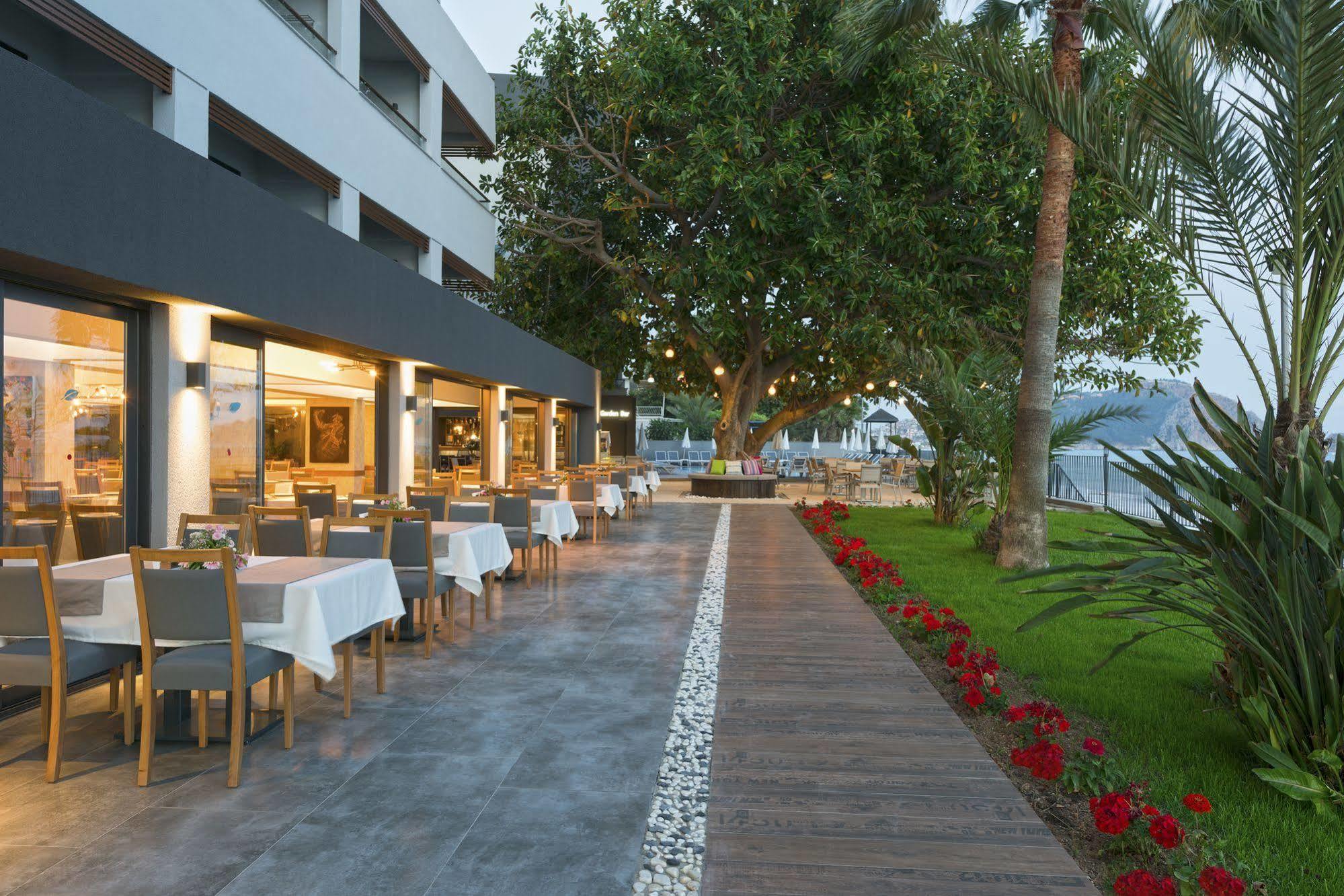 Floria Beach Hotel Алания Экстерьер фото