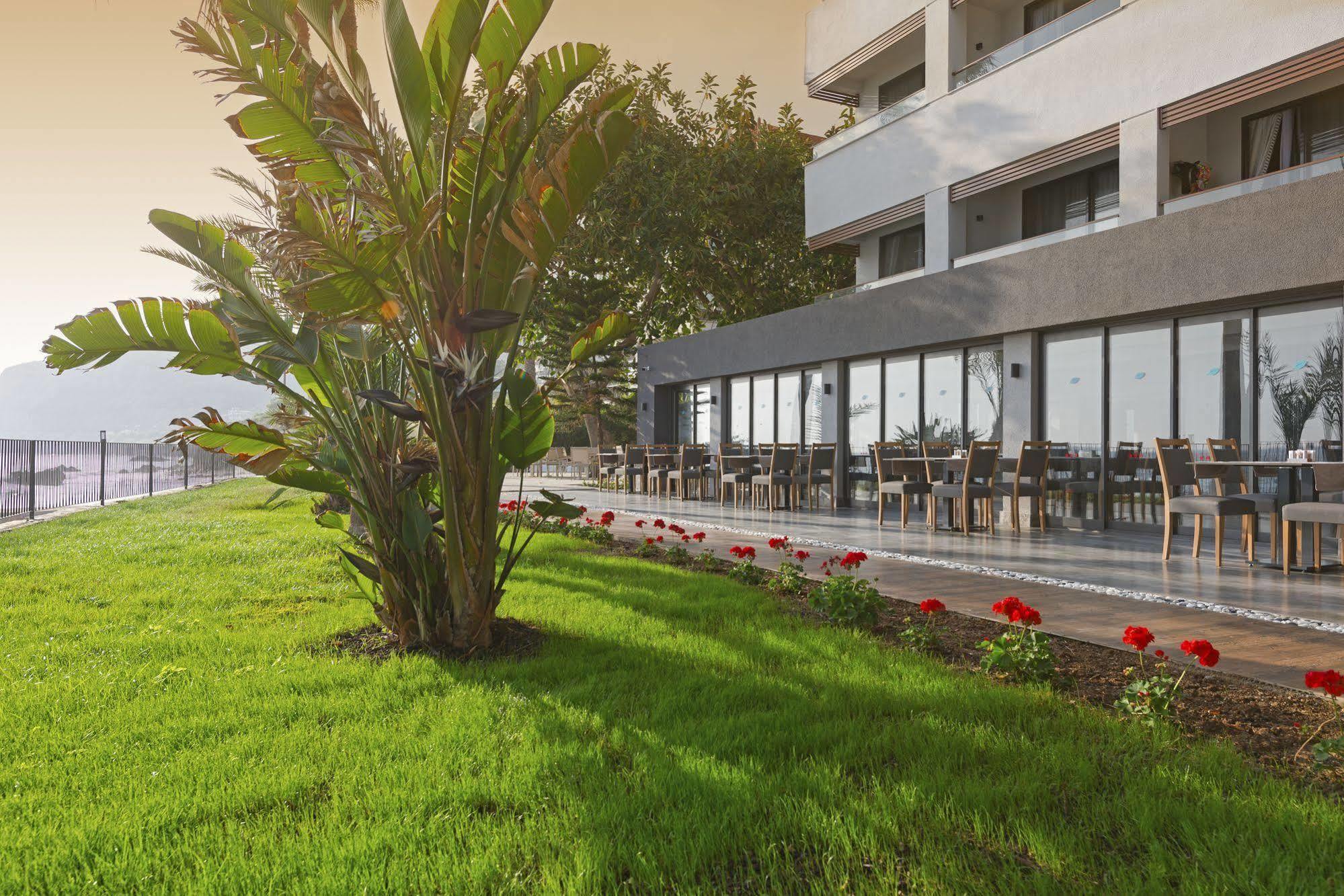 Floria Beach Hotel Алания Экстерьер фото